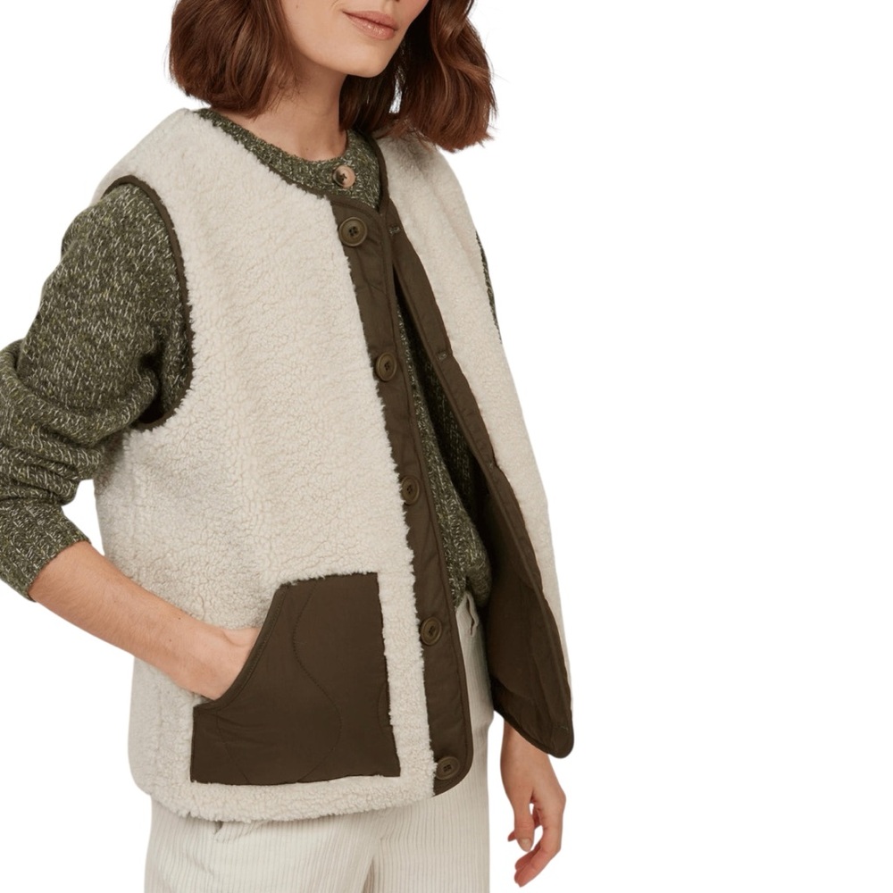 HARTFORD ALTERNATIVE CLASSICS Reversible Sherpa Quilted Nylon Puffer Gilet - Picture 2 of 10